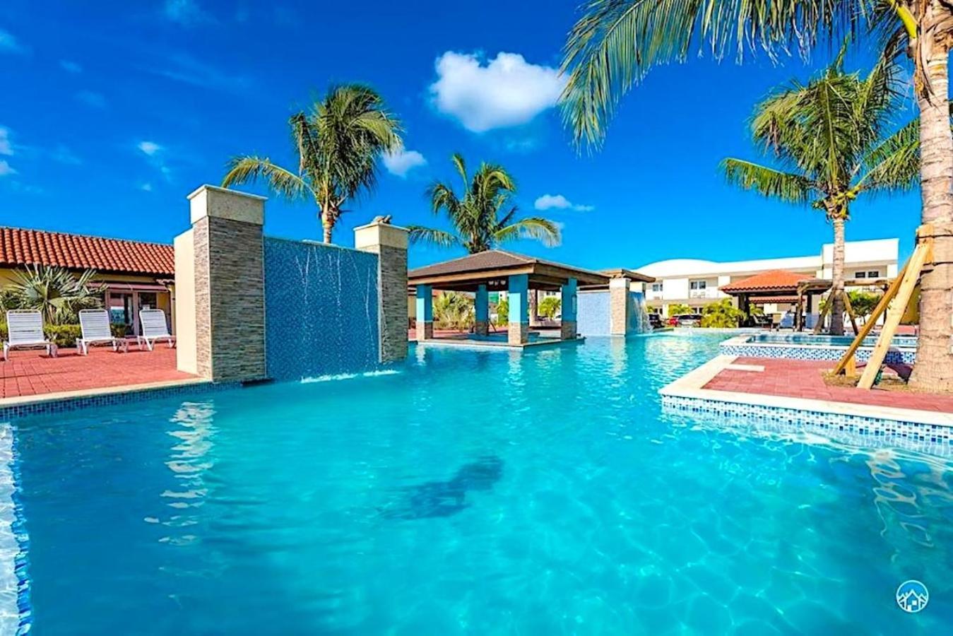 Casa Alessandra 1Bdr Palm Beach Dış mekan fotoğraf