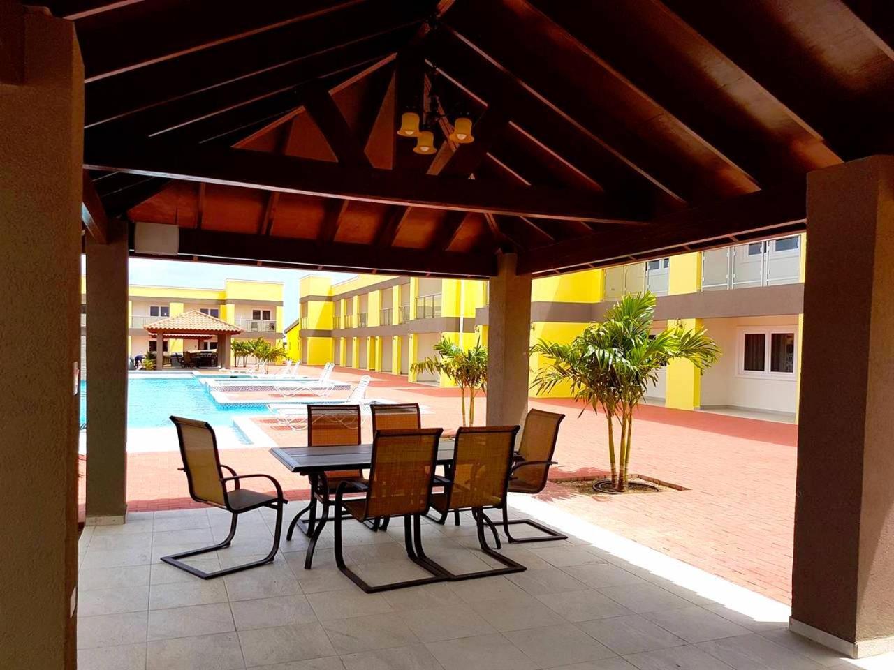 Casa Alessandra 1Bdr Palm Beach Dış mekan fotoğraf